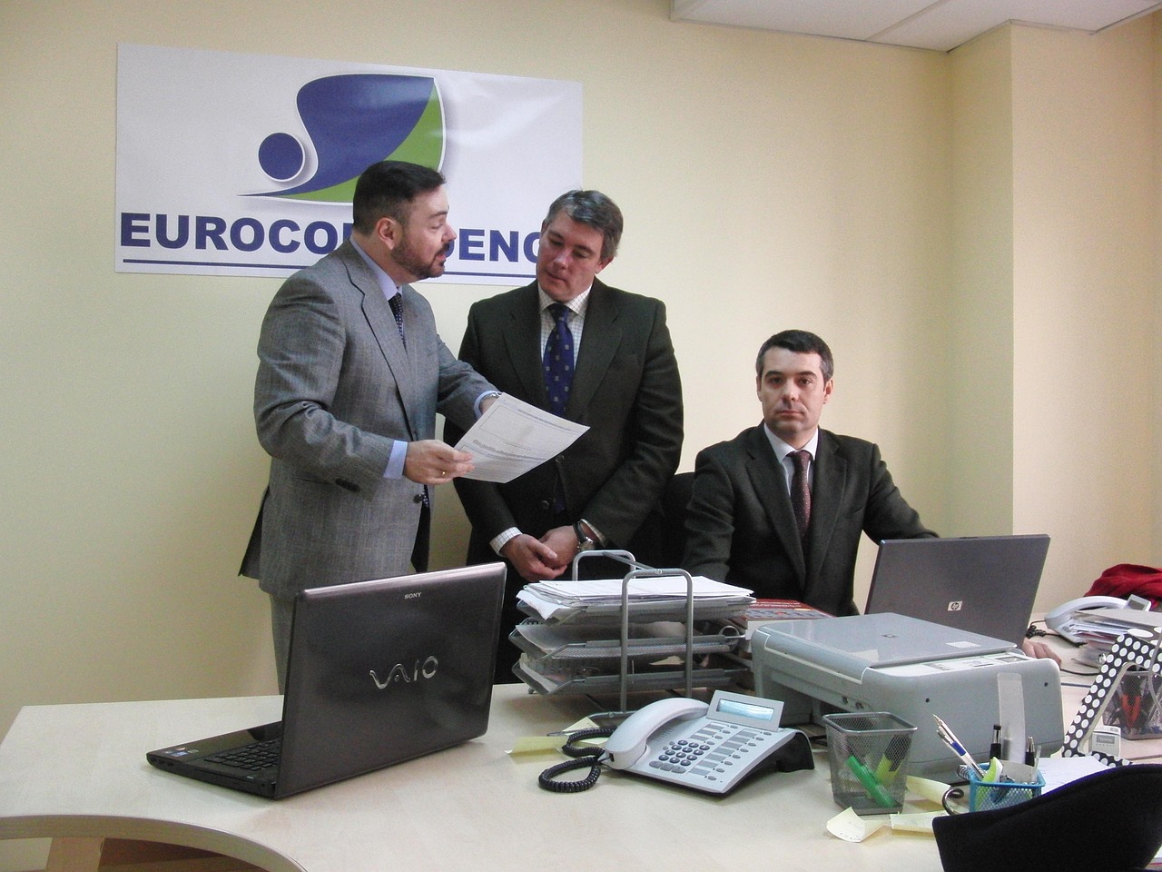 摩臣5如何在企业网络营销中注重社会责任感？