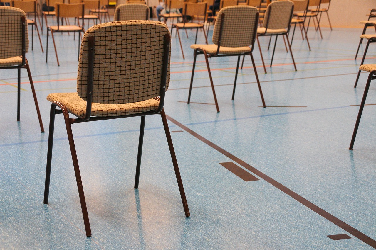 吸烟与社会弱势群体的关联